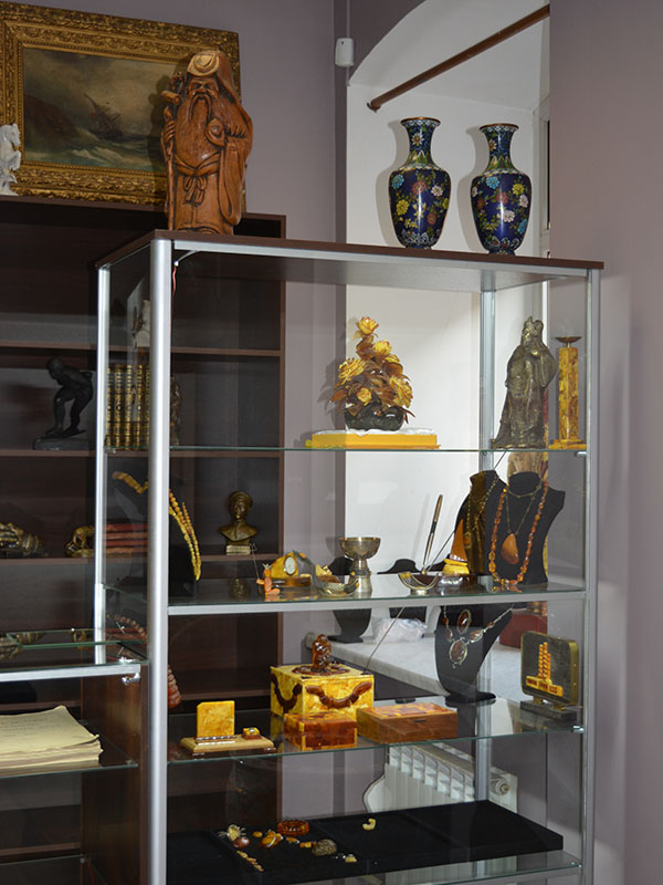 Антиквариат Image